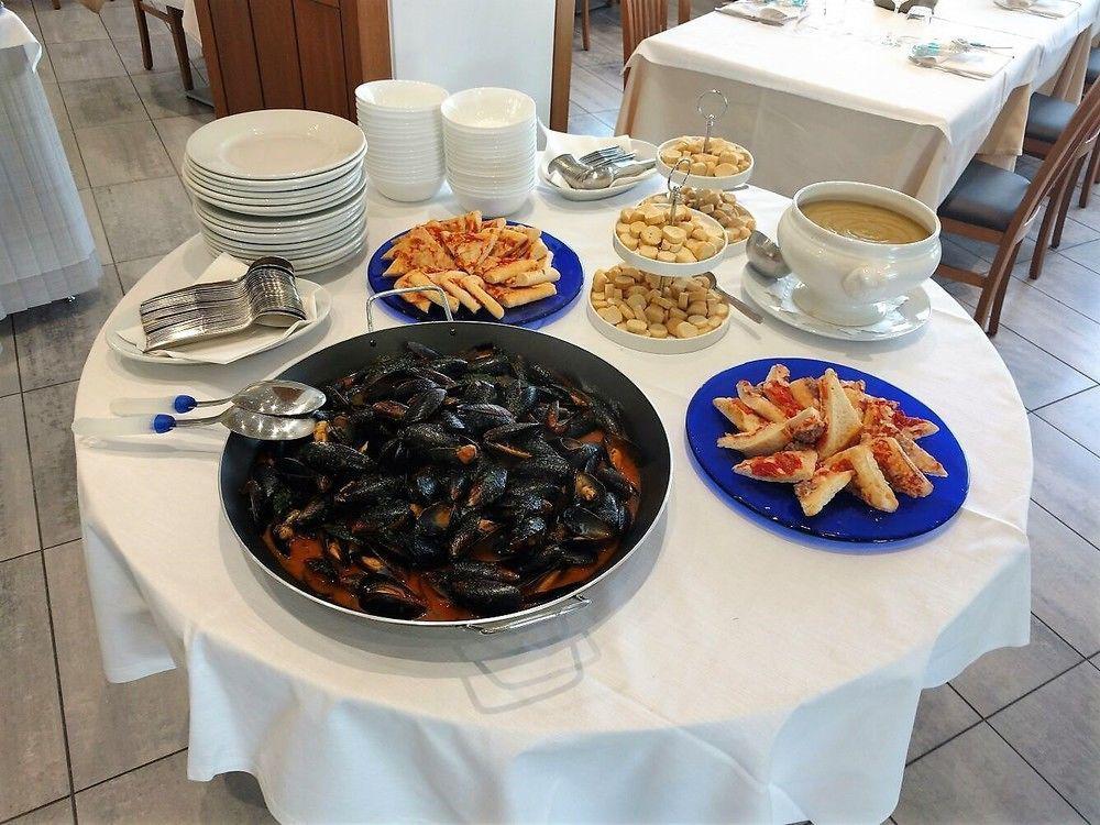 Hotel Nuova Italia Gozzano Esterno foto